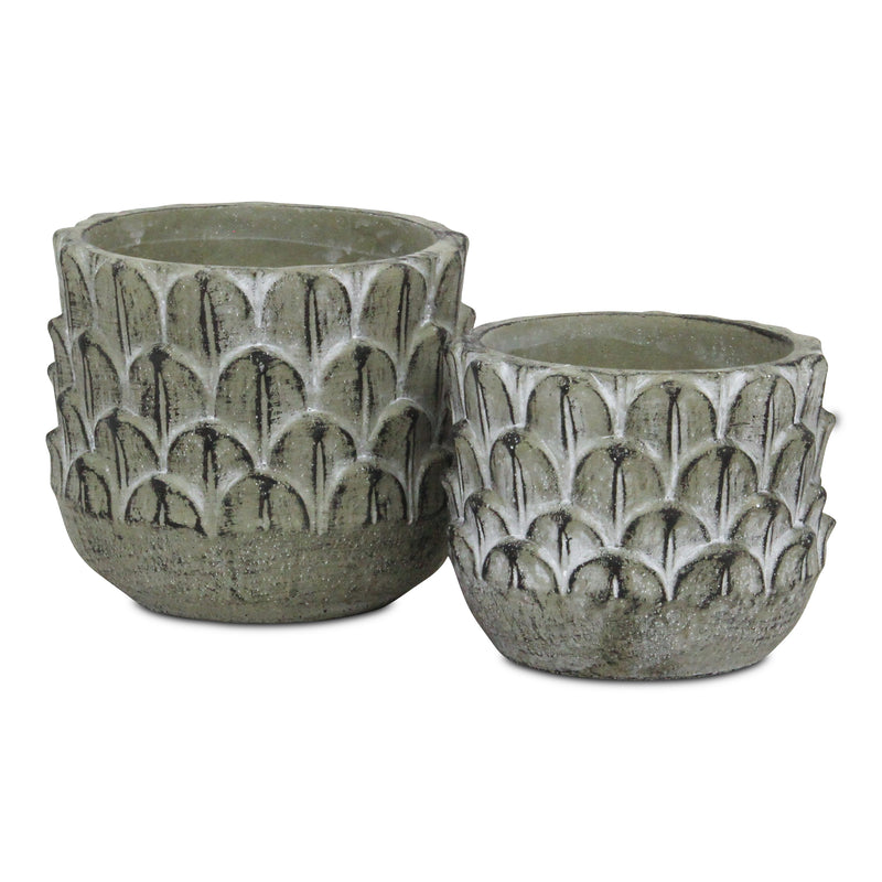 5451<p>Paloti Cement Feather Pattern Pot</p>