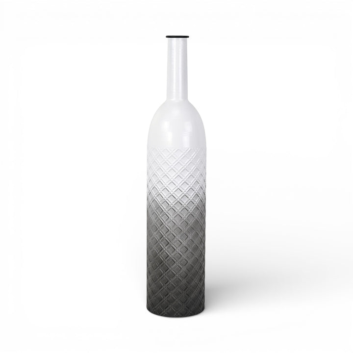 6240 - Harkona Diamond Pattern Gray Vase