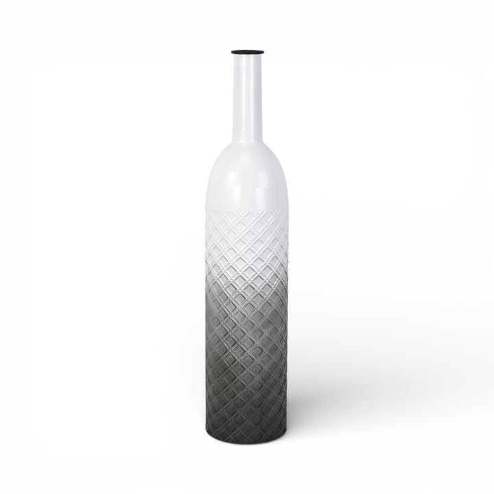 6240 - Harkona Diamond Pattern Gray Vase