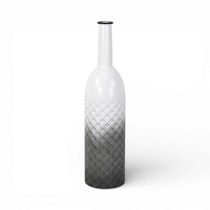 6240 - Harkona Diamond Pattern Gray Vase