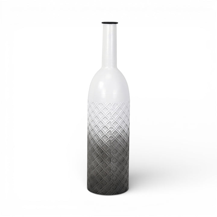 6240 - Harkona Diamond Pattern Gray Vase