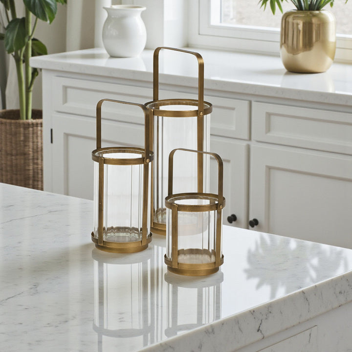 6255GD - Vortial Gold Ridged Glass Lantern