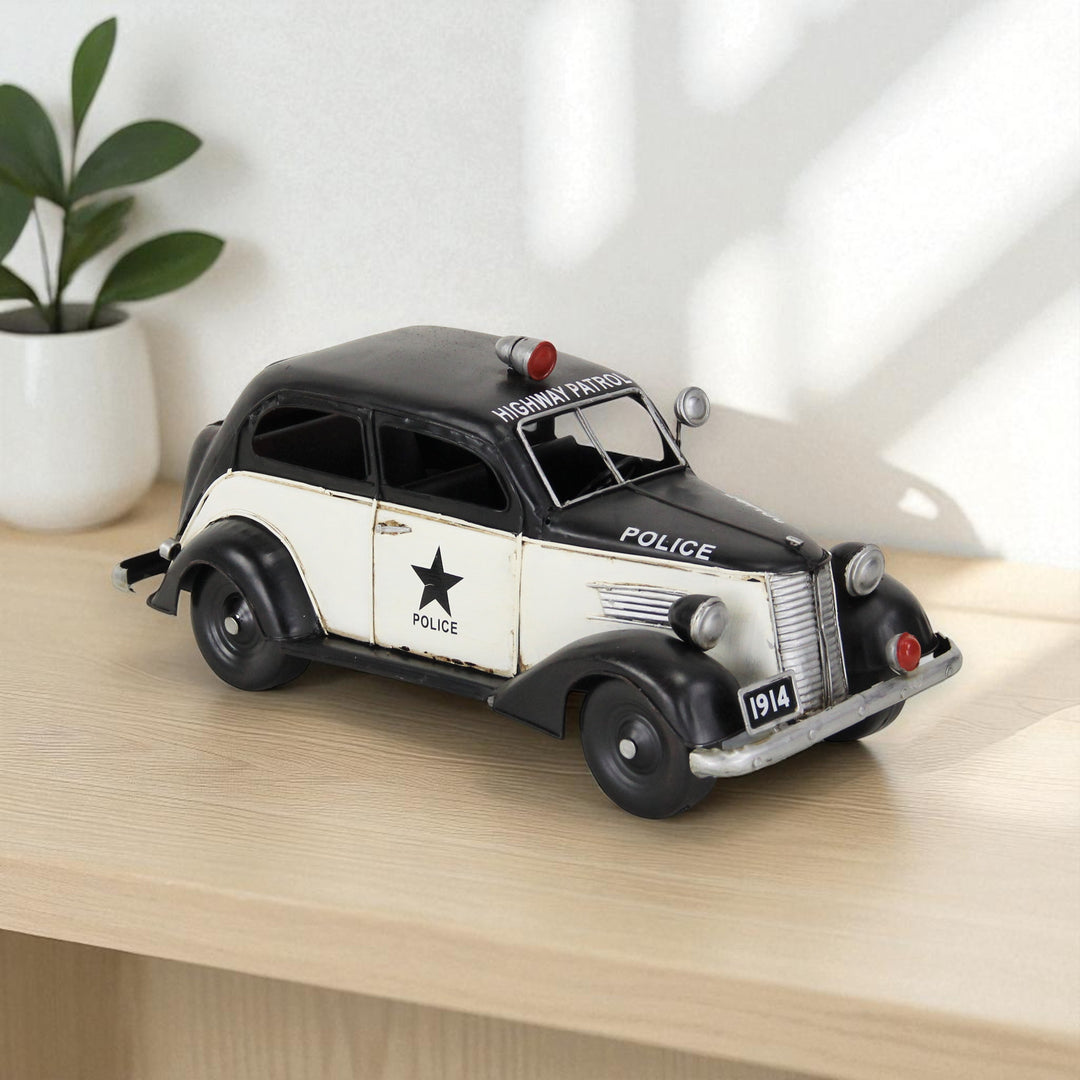 JA-0237 - Aler 1937 Police Car