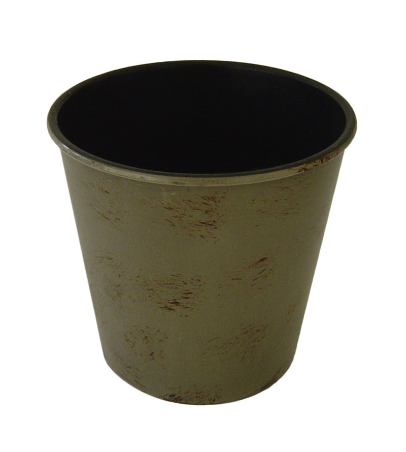 PP-105<p>5.25" Round Plastic Pot</p>