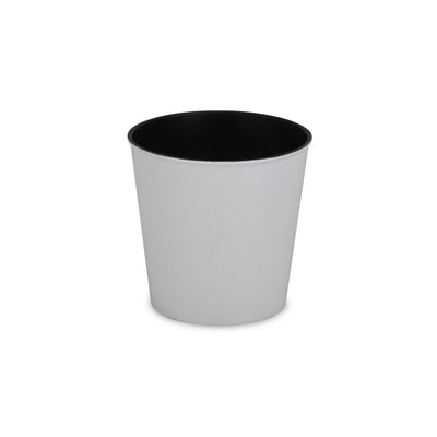 PP-105<p>5.25" Round Plastic Pot</p>