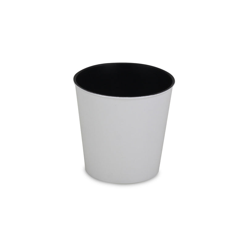 PP-105<p>5.25" Round Plastic Pot</p>