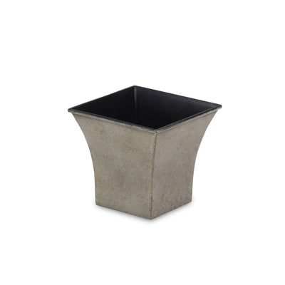 PP-109<p>4.75" Square Plastic Pot</p>