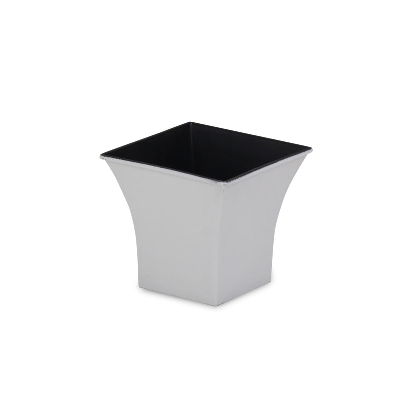PP-109 - 4.75" Square Plastic Pot