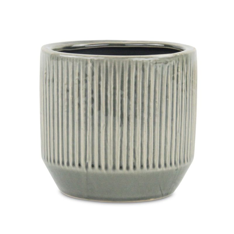 5778<p>Tolo  Ruffled Ridge Pot</p>